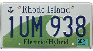 99 CENT SALE 2020s Rhode Island GREEN WAVE ELECTRIC License Plate #1UM 938 NR