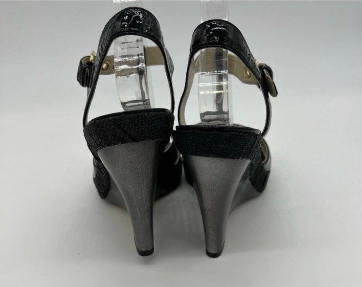 Sandalias de cuña Joan & David negras charol correa en T punta abierta para mujer 7,5 Foto 4 de 4