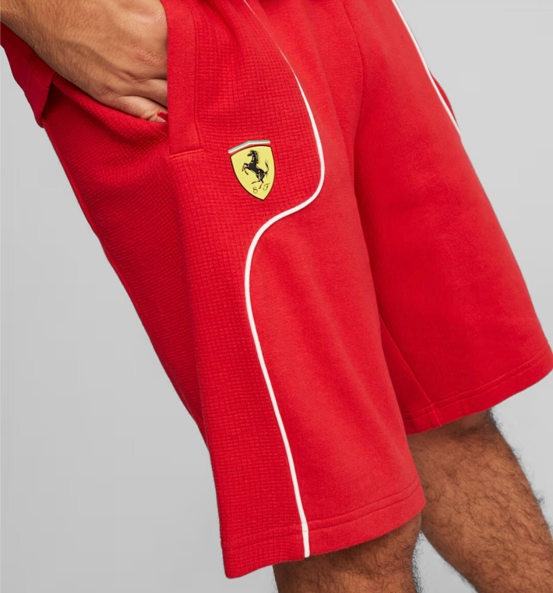 Ferrari Puma ベスト Mサイズ レッド Ferrari Puma ベスト M