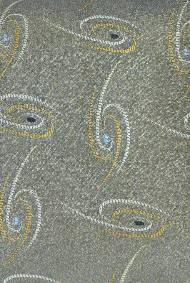 Corbata para hombre Tino Cosma metálica dorada remolino tejida seda 57 x 3,75 pulgadas Foto 3 de 4