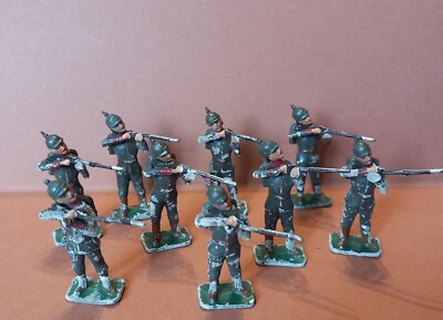 9 soldats de plomb Bertrand & Vertunni - 9 allemands casque à pointe
