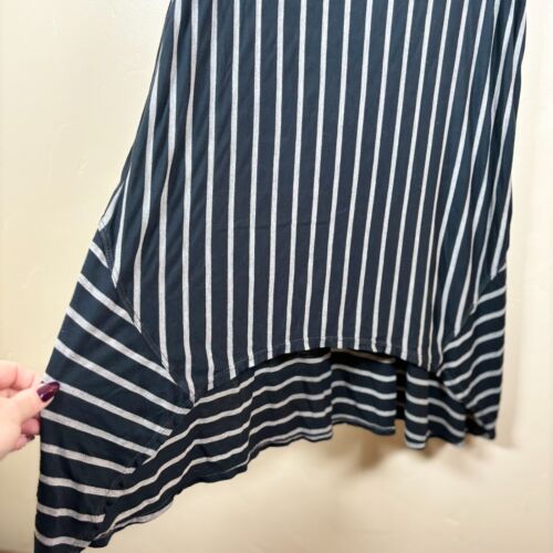 XCVI Top Sz L Blue Gray Stripe Sleeveless Tunic Asymmetrical Hi-Lo Hem Lagenlook - Picture 3 of 6