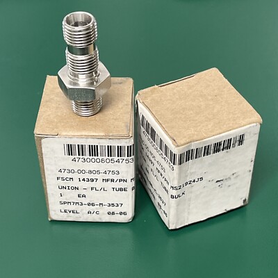 MIL-SPEC MS21924J5 TUBE TO BOSS STRAIGHT ADAPTER (LOT OF 2)