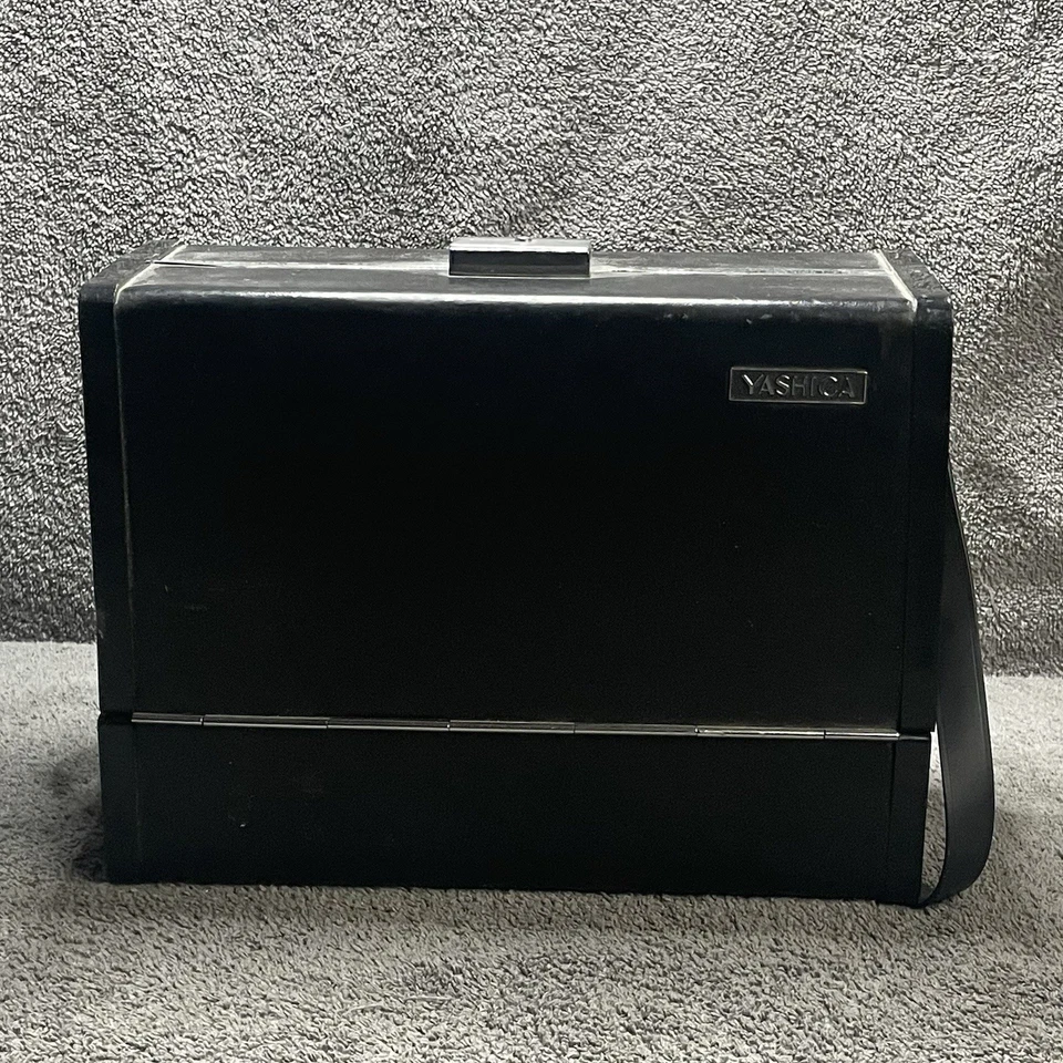 Пленочная камера Yashica Electro 8 LD-4 Super 8 с аксессуарами (как не протестирована) - Изображение 3 из 4