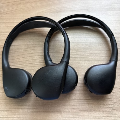 GM 22863046 Dual-Channel Wireless Infrared IR Analog Headphones Equinox Blazer