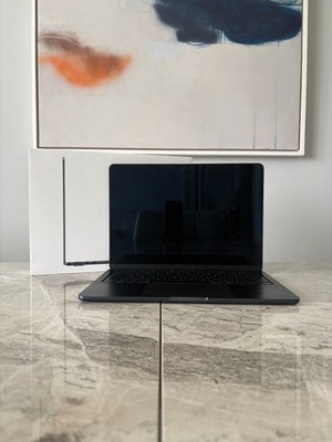 Apple MacBook Air 13,6'' - M2 8-Core CPU 8-Core GPU, 8GB RAM, 256GB SSD Mitternacht