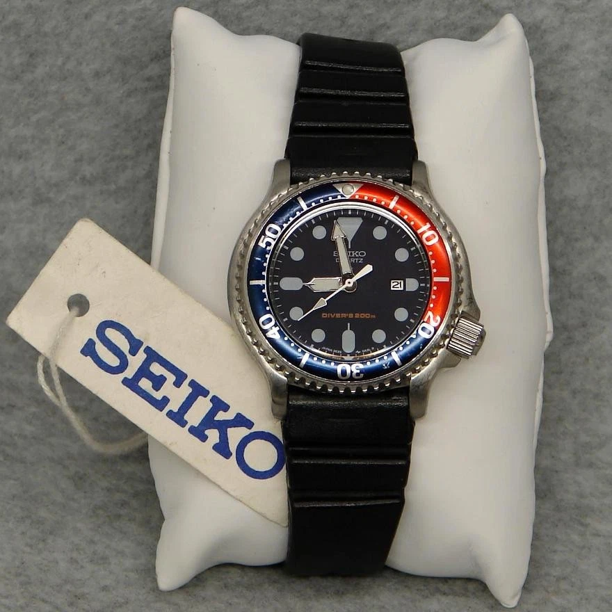 Seiko Diver Analog 200 m (20 ATM) Water Resistance Wristwatches