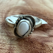 925 Sterling Silver Oval White Buffalo Turquoise Bezel Ring Size 6 handmade