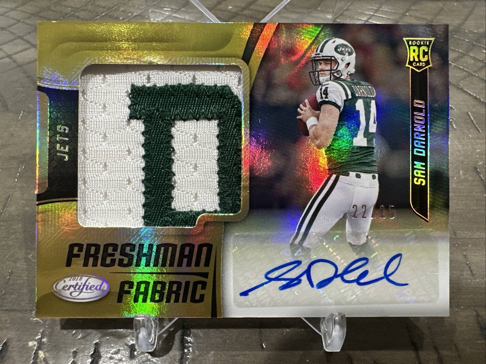 2018 Certified Sam Darnold Freshman Fabric Gold Etch RC Auto /25 RPA