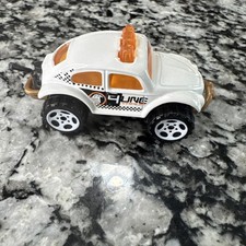Vintage 2000 Matchbox VW Volkswagen Beetle 4x4 White 1:57 Die-Cast Thailand