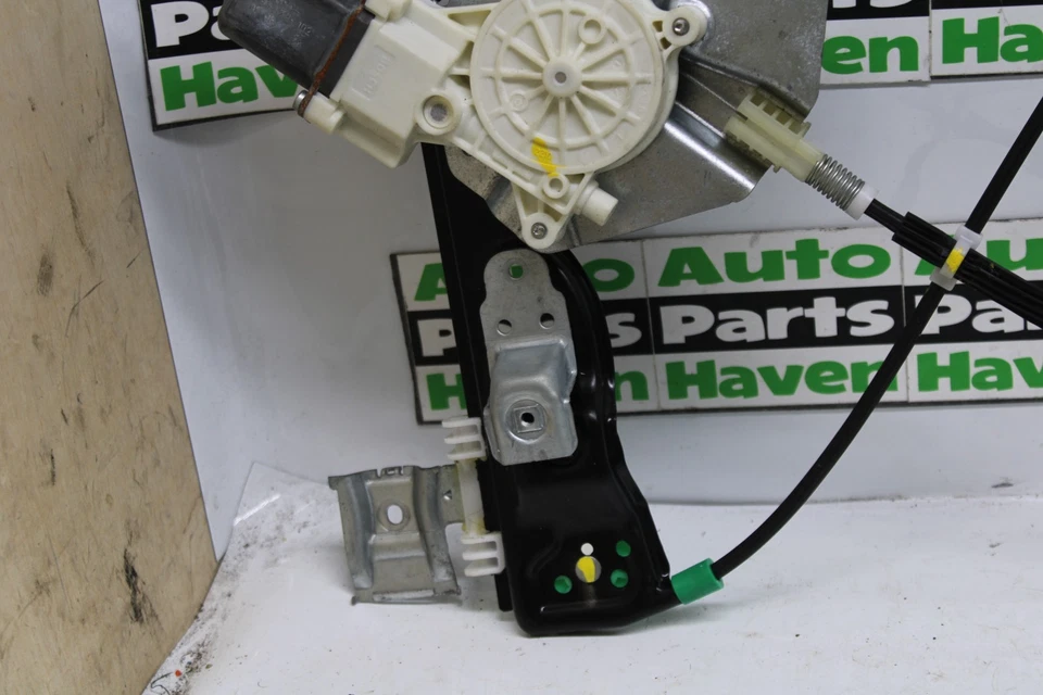 06-10 Hummer H3 Left LH Driver Side Front Door Window Regulator OEM - Image 3 of 4