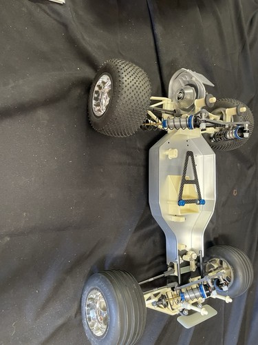 Associated RC 10 T ** NEW** Custom Built W/ Andy’s Custom Painted Body - Picture 14 of 24