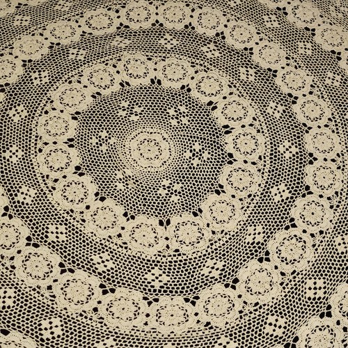 Vintage Hand Crocheted Tablecloth 46" Diameter Round Cream Ecru Handmade - Picture 12 of 17