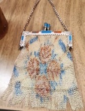 Antique 1920's Art Deco Delicate Metal Mesh Enameled Frame Evening Purse