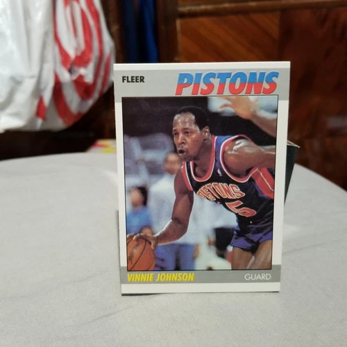 Vinnie Johnson 1987-88 Fleer Basketball Card #58 Detroit Pistons 