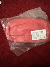 lululemon city essentials pouch