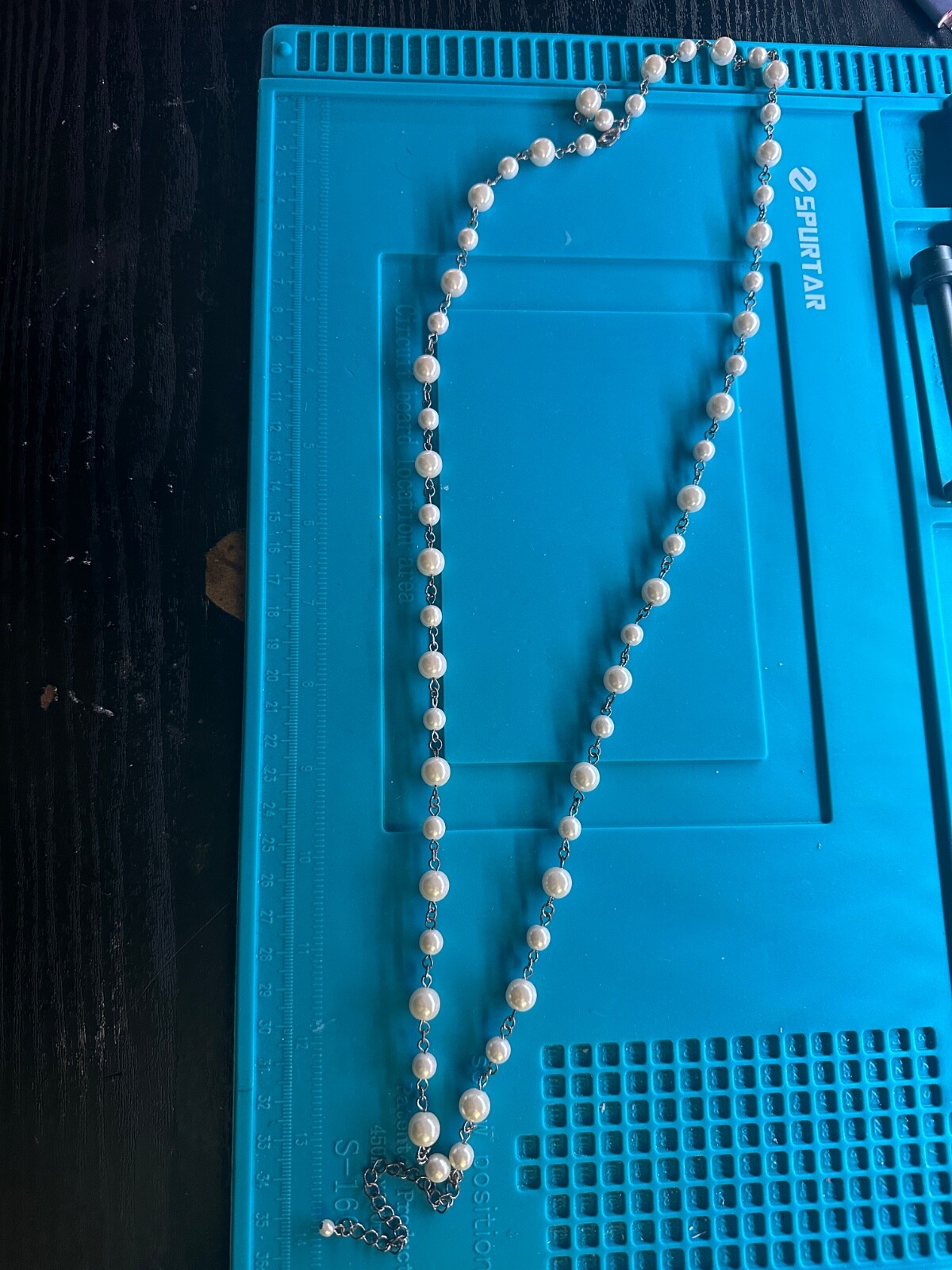 Elegant White Pearl Necklace for Women