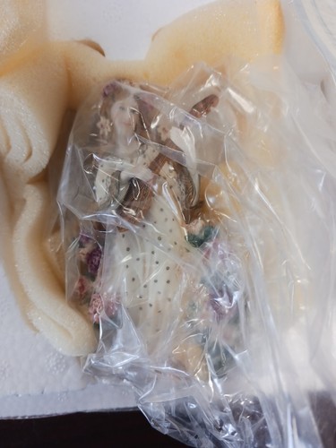 The Bradford Editions Symphony Of Angels 3rd Issue Collectible Ornaments 1999 - Picture 4 of 8
