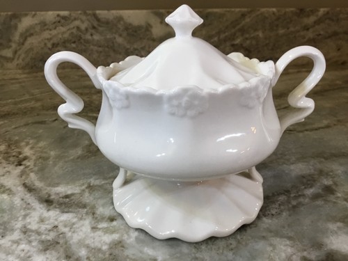 Grace's Teaware Sugar Bowl Beautiful White Ruffle Bottom. New. - Picture 2 of 12