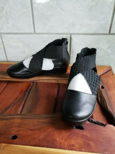 Bernie Mev - ADELE - Cuña Crossover Tejida - Negro - US5.5 EU36 - $79.95 - NUEVO - Imagen 3 de 6