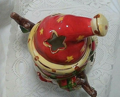 Frost E. Snowman 8" Tea Light Holder/Snowman Holding Hanging Birdhouse & Wreath - Picture 6 of 12