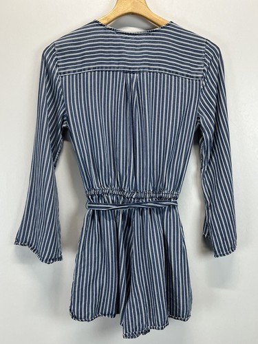 Gap Chambray Wrap Short Romper Jumper Sz Small Petite GUC - Picture 2 of 4