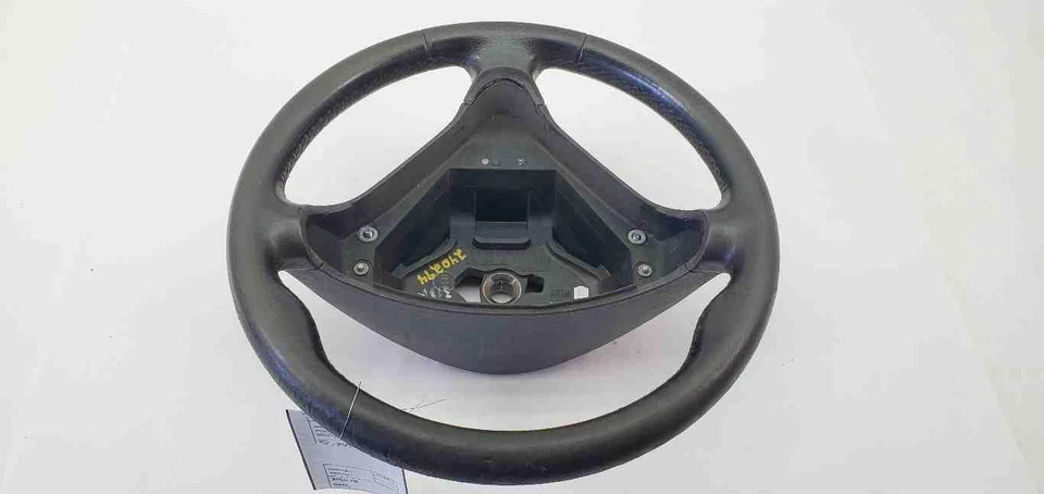 Mercedes Benz C230 Steering Wheel  01 02 03 04 05 06 07 - Image 2 of 3