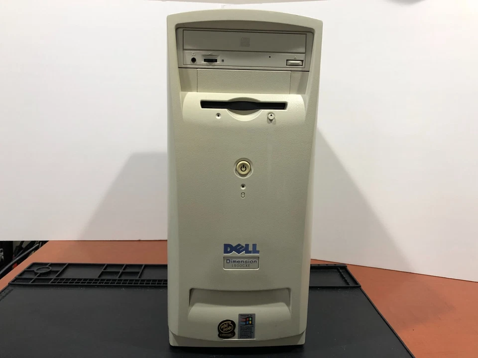 Vintage Dell Dimension L900CXE Win98 Retro Gaming/Industrial - Celeron, 512MB - Image 2 of 4