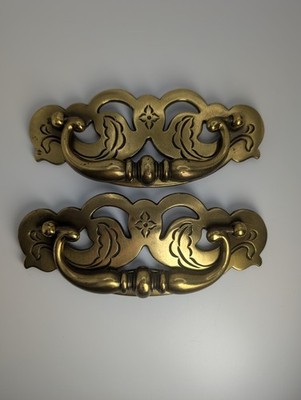 Vtg Keeler Brass KBC Brass Chippendale Bail Drawer Pull - Set of 2