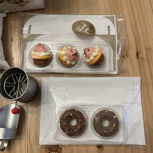 The Queens Treasures 7 Piece Baking Set Food Accessories 18 Inch Dolls Cupcakes - Picture 5 of 8