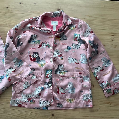 Girls Nick & Nora Pink Cats Kittens Days Of Week 2 Pc Satin Pajama Set M 7/8 - Picture 3 of 9