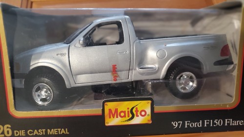 Oldtimer Maisto 1/26 97 Ford F150 Flareside silber 31921 - Bild 3 von 11