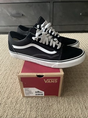 Size 11 - Vans Old Skool Black White