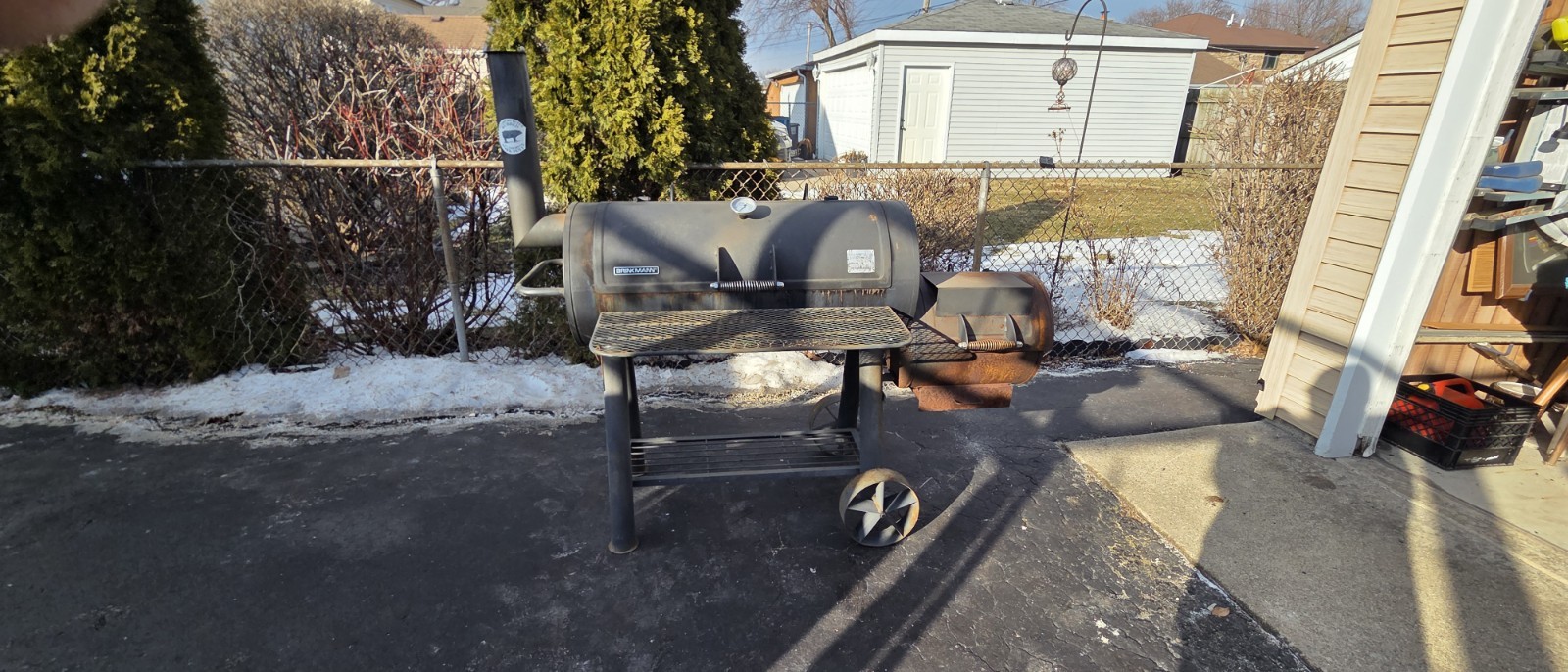 Brinkmann Charcoal Steel Smoker Grill Black with Wheels & Th