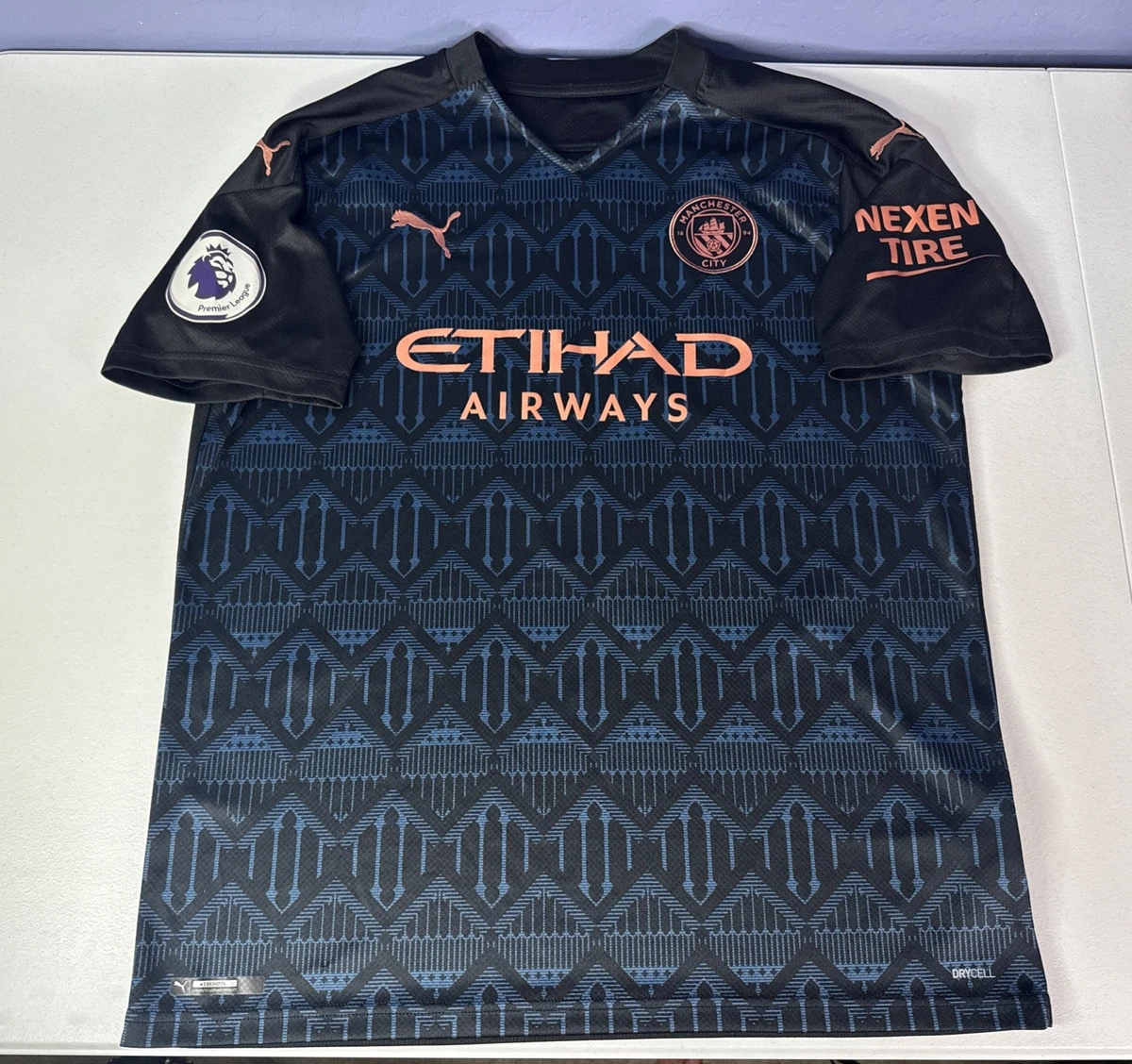Manchester City Size XL International Club Soccer Fan Jerseys for
