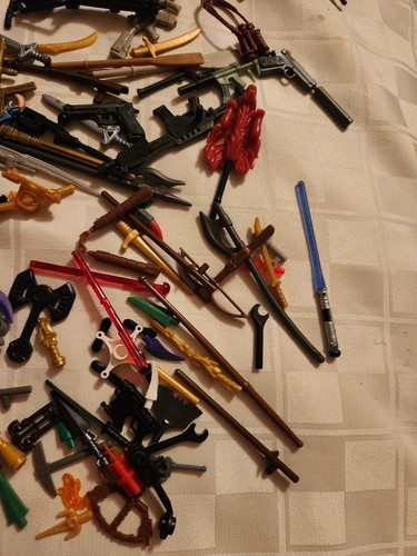 Huge Lot Of Miscellaneous Action Figure Weapons- G.I Joe, Lego, Ninja Turtle Etc - Bild 7 von 9