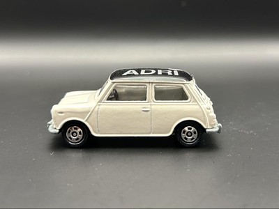 tomica ミニクーパー アップルマン　白　日本製　トミカ　ミニカー トミカ ミニクーパー アップルマン特注 白/黒ルーフ - メルカリ
