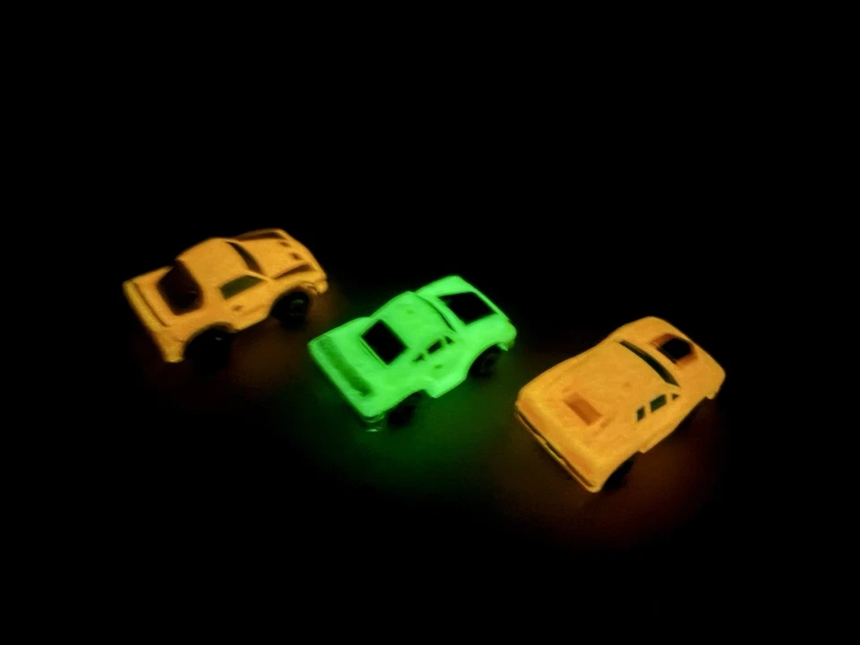 3x Micro Máquinas Originales Raras Genuinas Imperiales 1988 Brillan en la Oscuridad Foto 2 de 4