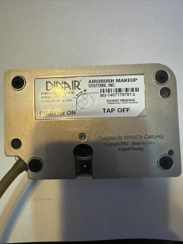 Compresor Maquillaje Aerógrafo Dinair Modelo 874 Color: Champagne Foto 2 de 4