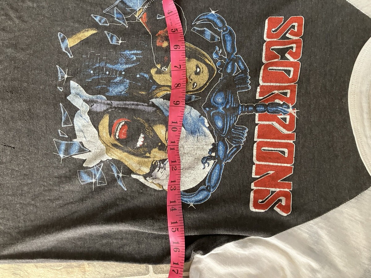 vtg 80s SCORPIONS US TOUR 1984 ROCK BAND RAGLAN JERSEY 3/4 vtg 80s SCORPIONS US TOUR 1984 ROCK BAND RAGLAN JERSEY 3/4