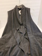 LeModa gray fleece vest, one size ...see description