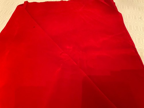 Vintage thick hard satin red fabric 1.5y x 48" - Picture 2 of 7