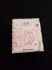 NIB The Vintage Cosmetic Company "Up & Away" Set of Headband & Makeup Removers
