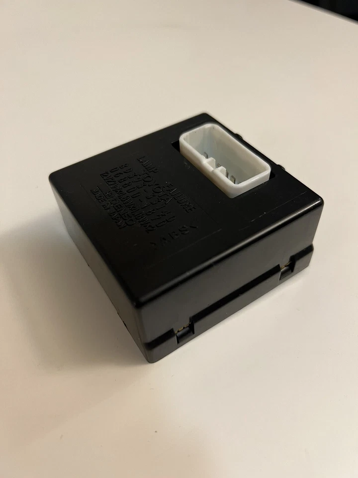 1994-1996 LEXUS ES300 MÓDULO DE FALHA DA LANTERNA TRASEIRA RELÉ ECU TOYOTA 89373-33140 - Imagem 2 de 4