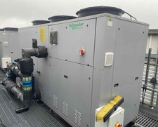 Schneider Uniflair ERAF1121A1  Industrial Air Cooled Water Chiller - Year 2021