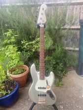 2014 Squier Classic Vibe ’60s Jazz Bass – Inca Silver – Made In China
