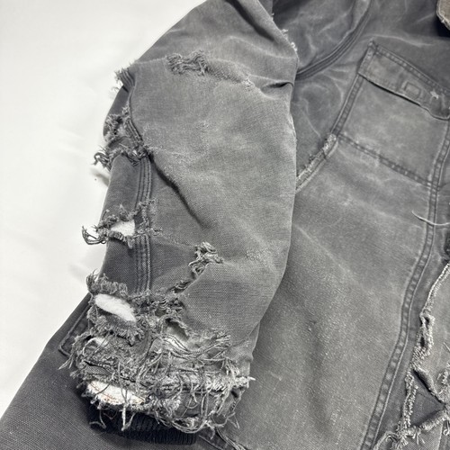 Thrashed Carhartt Detroit Jacket Mens L Black Quilt Lined Barn Zombie READ - Picture 2 of 15
