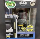 Funko Pop! Digital Batman #307 Release Limited 5000 PCS  Glows in the Dark