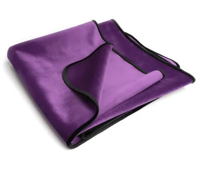 Liberator Fascinator Mini Throw   Premium Waterproof Throw Blanket for Home