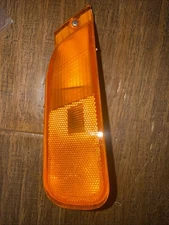 Mitsubishi tailgate door brake light MB860952